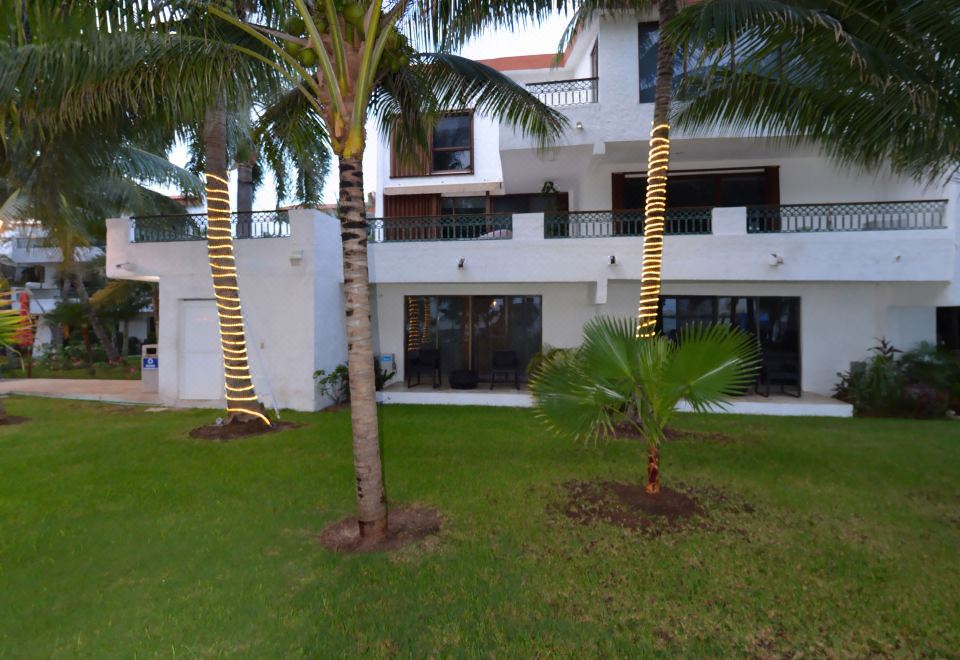 Sina Suites Cancun - Solo Adultos