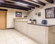 Rodeway Inn Baker City - Parkplatz
