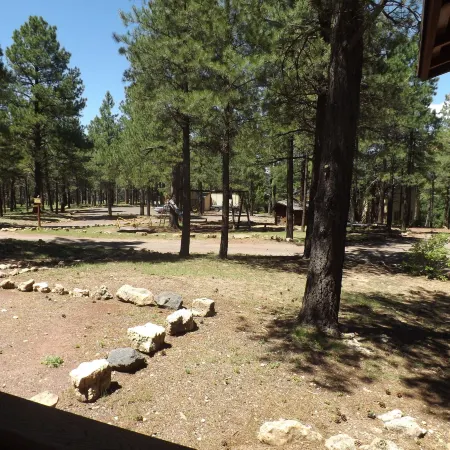 Arizona Mountain Inn and Cabins