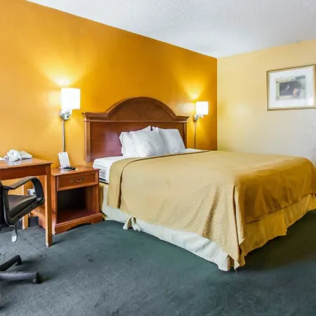 Quality Inn Near Downtown Tucson