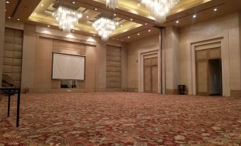 Lemon Tree Premier 2, Gurugram