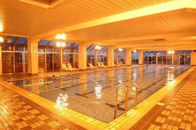 屋内プール 沖縄 かりゆし ビーチリゾート オーシャンスパの写真