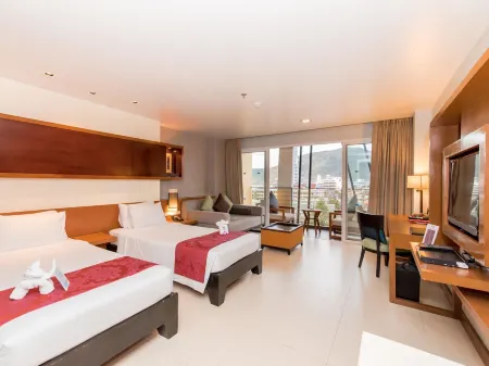 Ashlee Hub Patong Hotel