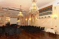 Grand Hotel de Valenciennes Hotel a Valenciennes