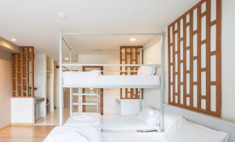 Siamaze Hostel