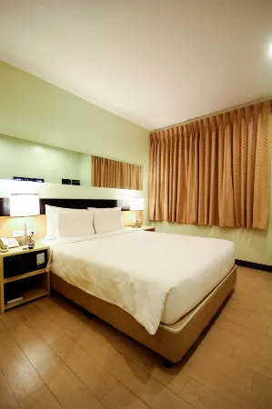 Go Hotels Iloilo