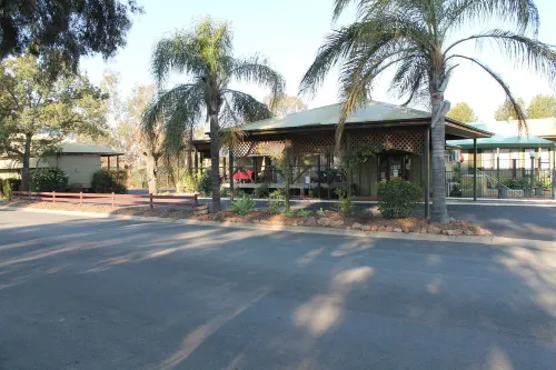 Lake Forbes Motel Hotels in Forbes