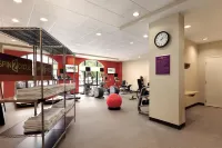 塔斯卡盧薩市中心大學大道希爾頓惠庭飯店