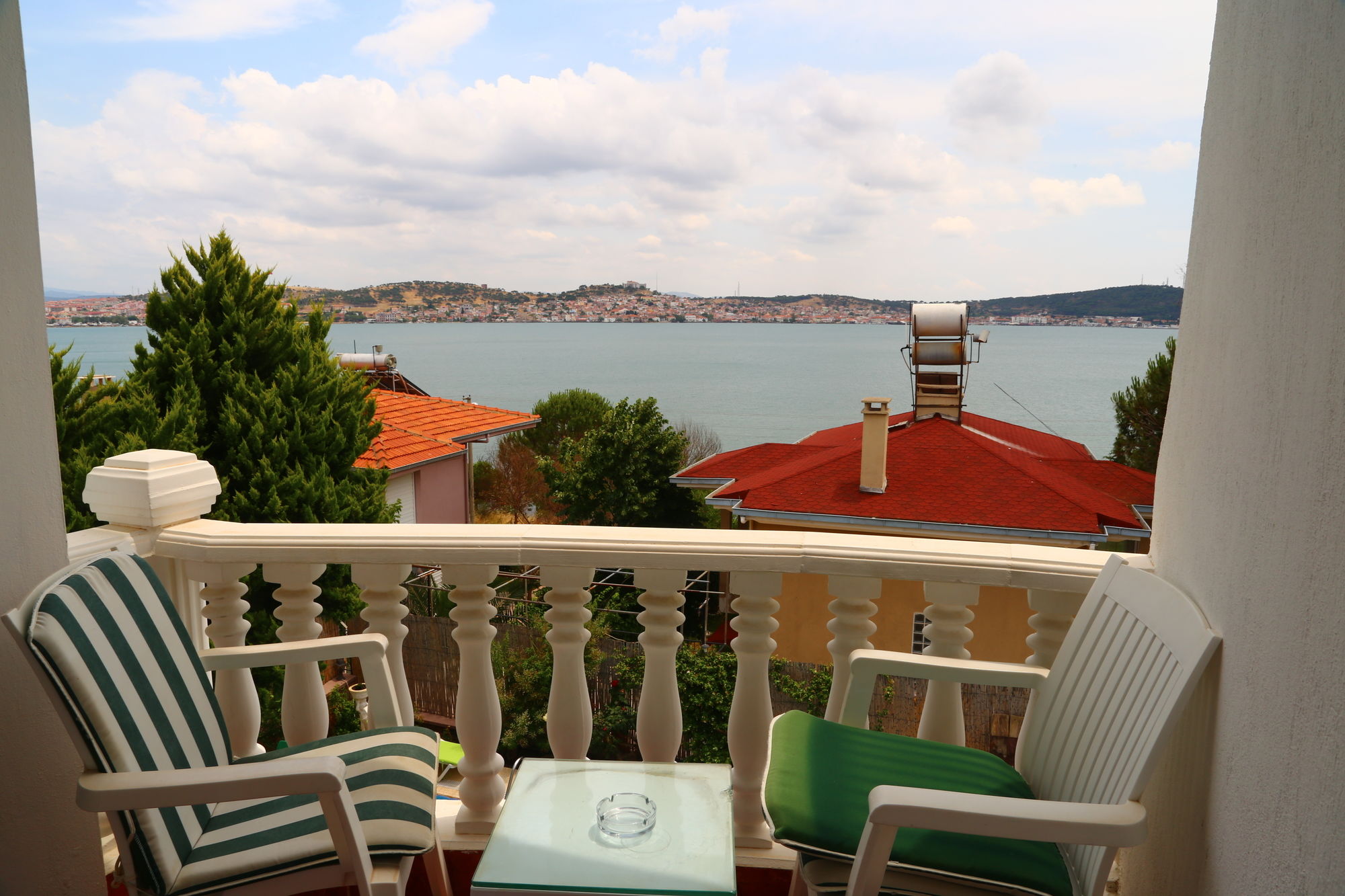 Güzelyalı Butik Otel (Cunda Güzelyalı Otel)