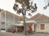 Adhisthana Hotel Yogyakarta