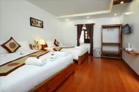 Blue Lake Homestay Hotell i Tân An