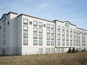 Wingate by Wyndham Calgary Airport