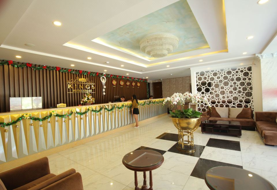 4. 킹스 호텔 달랏..