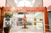 De Luxe Hotel Các khách sạn gần SPUC Garden Church