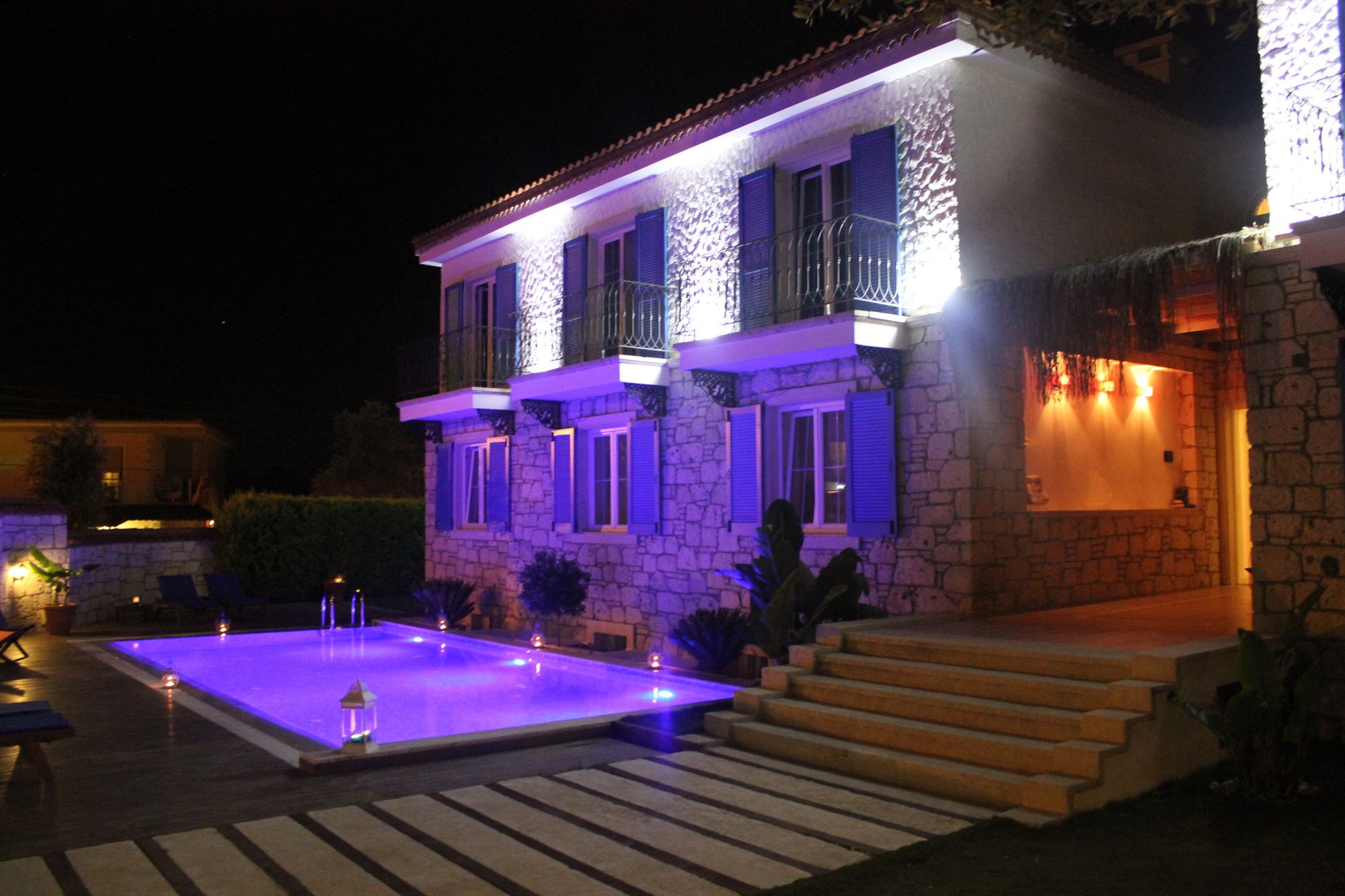 Tarcin Alacati Otel - Adults Only