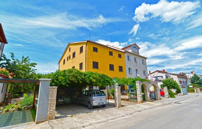 Apartments Stana 242