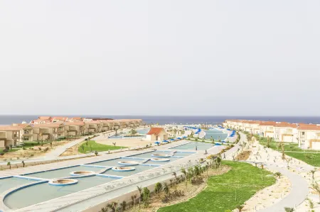 Pickalbatros Sea World Resort - Marsa Alam- "Aqua Park"