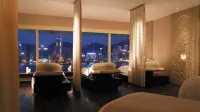 The Peninsula Hong Kong Hotels in Hong Kong