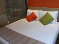 Hong Kong Seaview Holiday Resort Hotels in der Nähe von Einkaufszentrum Citygate Outlets