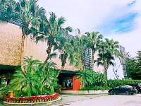 Q Motel Hotels in Tucheng District
