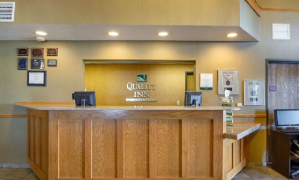 Quality Inn - Housity