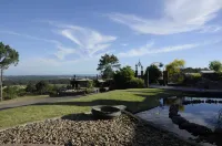 Las Cumbres Hotel