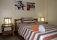 Squares Beachside Apartments