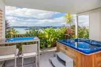 Tarlton's Lodge Hotels in Opua