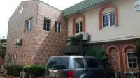 Charlies Place and Suite