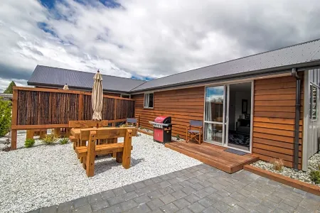 Tasman Holiday Parks - Te Anau