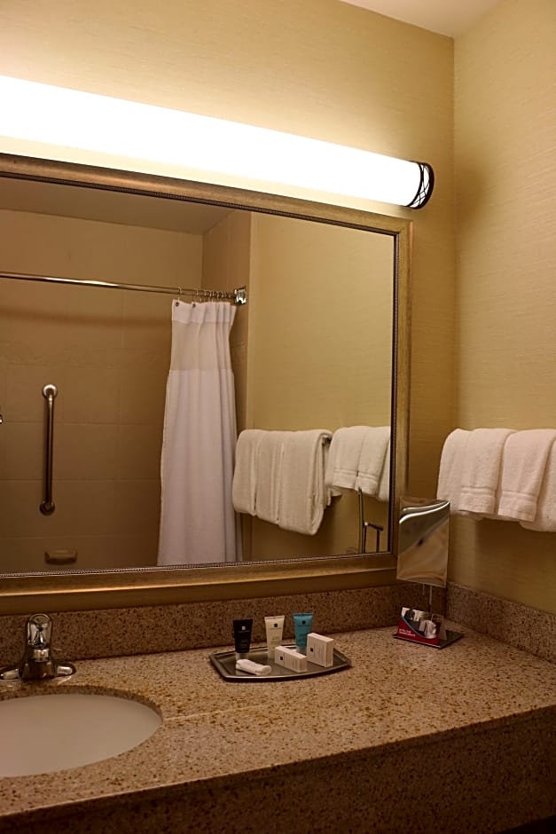 Radisson Hotel Lenexa Overland Park