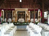 Grand Cepu Hotel Hotels in Cepu