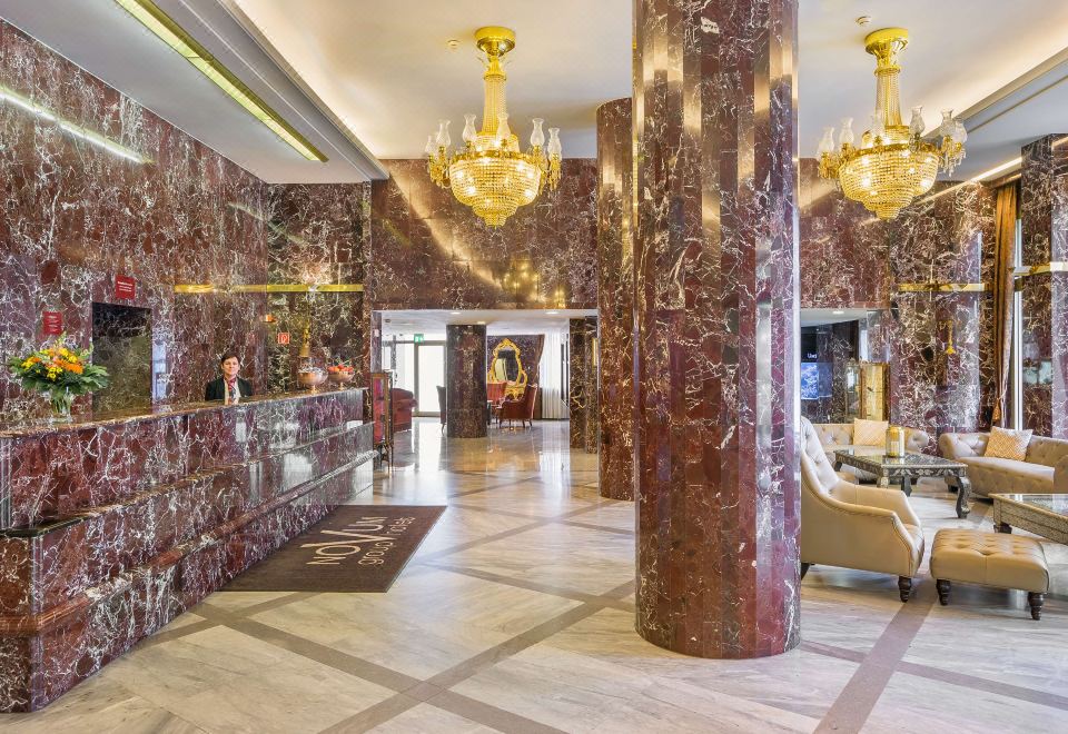 Novum Hotel Unique Dortmund Hauptbahnhof Over view