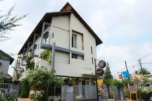 Roemah 28 Syariah Hotels in Medan Baru