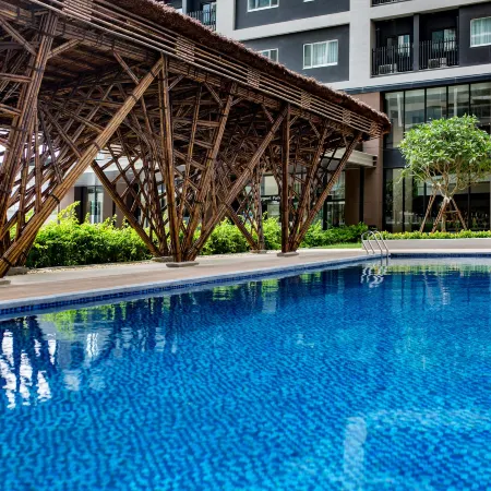 Roygent Parks Hanoi Отели рядом с достопримечательностью «Университет Естествознания»