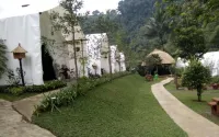 Maribaya Glamping Tent