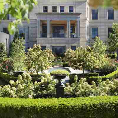 Waldorf Astoria Atlanta Buckhead Hotel Exterior