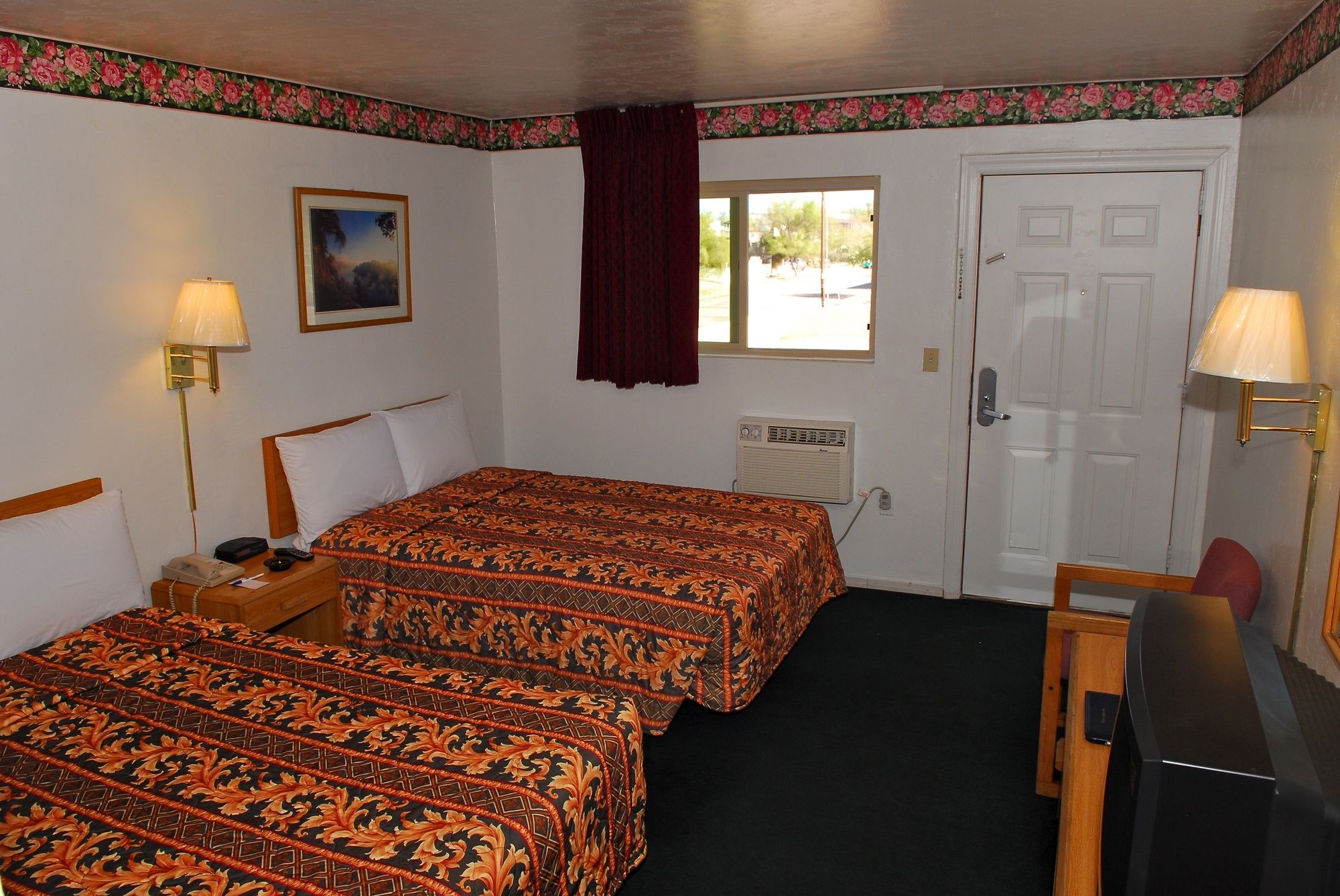 Stone Inn Extended Stay U of A