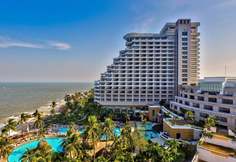 5. 힐튼 후아힌 리..