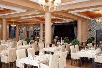 Open City Hotel Hotel di Naberezhnyye Chelny