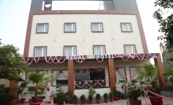 Regal Hotel and Restaurant