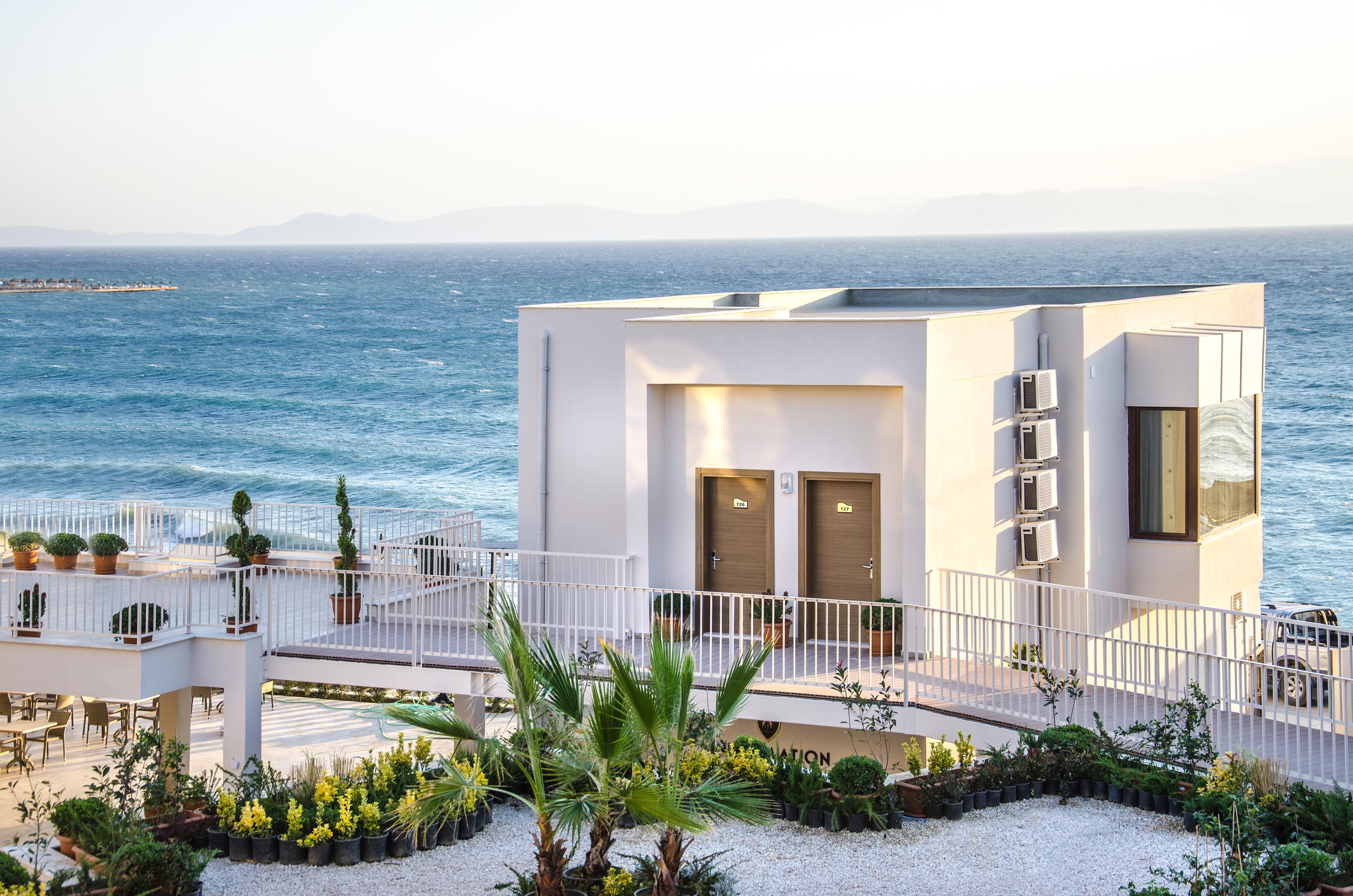 Ladies Beach Residence Family Suites