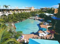 Palm Royale Cairns - Beach
