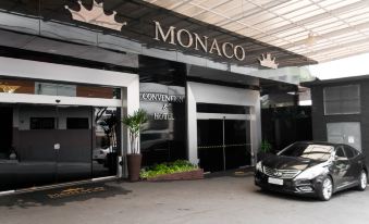 Summit Hotel Monaco