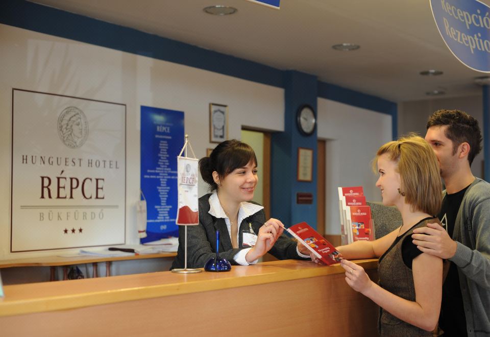 Hunguest Hotel Repce Over view