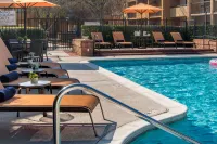 Courtyard Dallas Addison/Midway - Pools