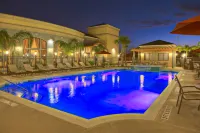Courtyard Houma - piscine