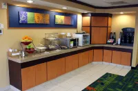 Fairfield Inn & Suites Marion Hotels in Marion