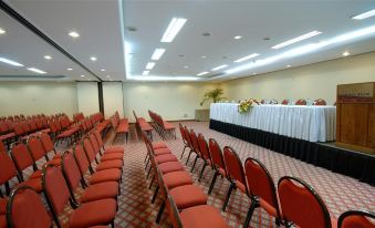 Golden Tulip Sharjah