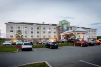 โรงแรม Holiday Inn Express Stellarton บาย IHG - ที่มีที่จอดรถ